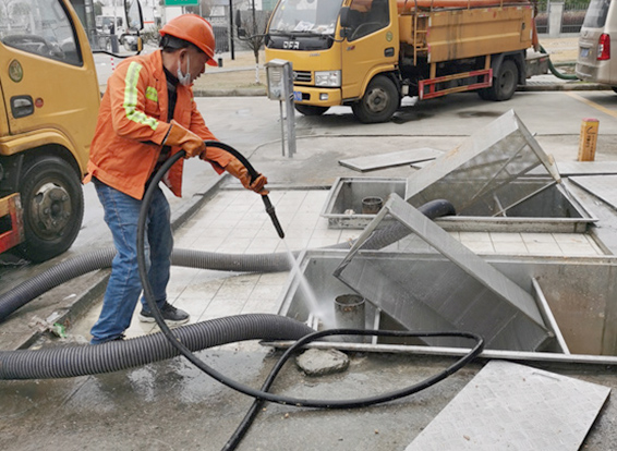 金口河隔油池清理